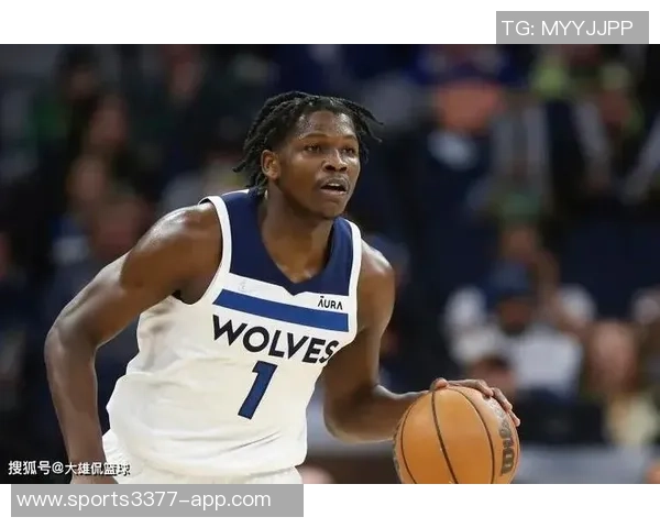 华子称麦丹休赛期进步显著参与进攻将极大提升球队表现 华子称麦丹休赛期进步显著参与进攻将极大提升球队表现